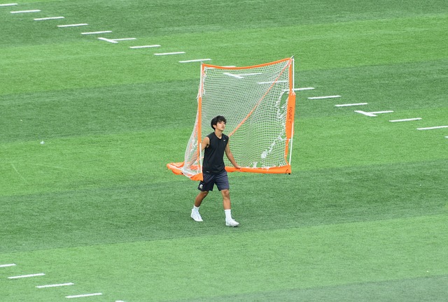 更是对巴塞